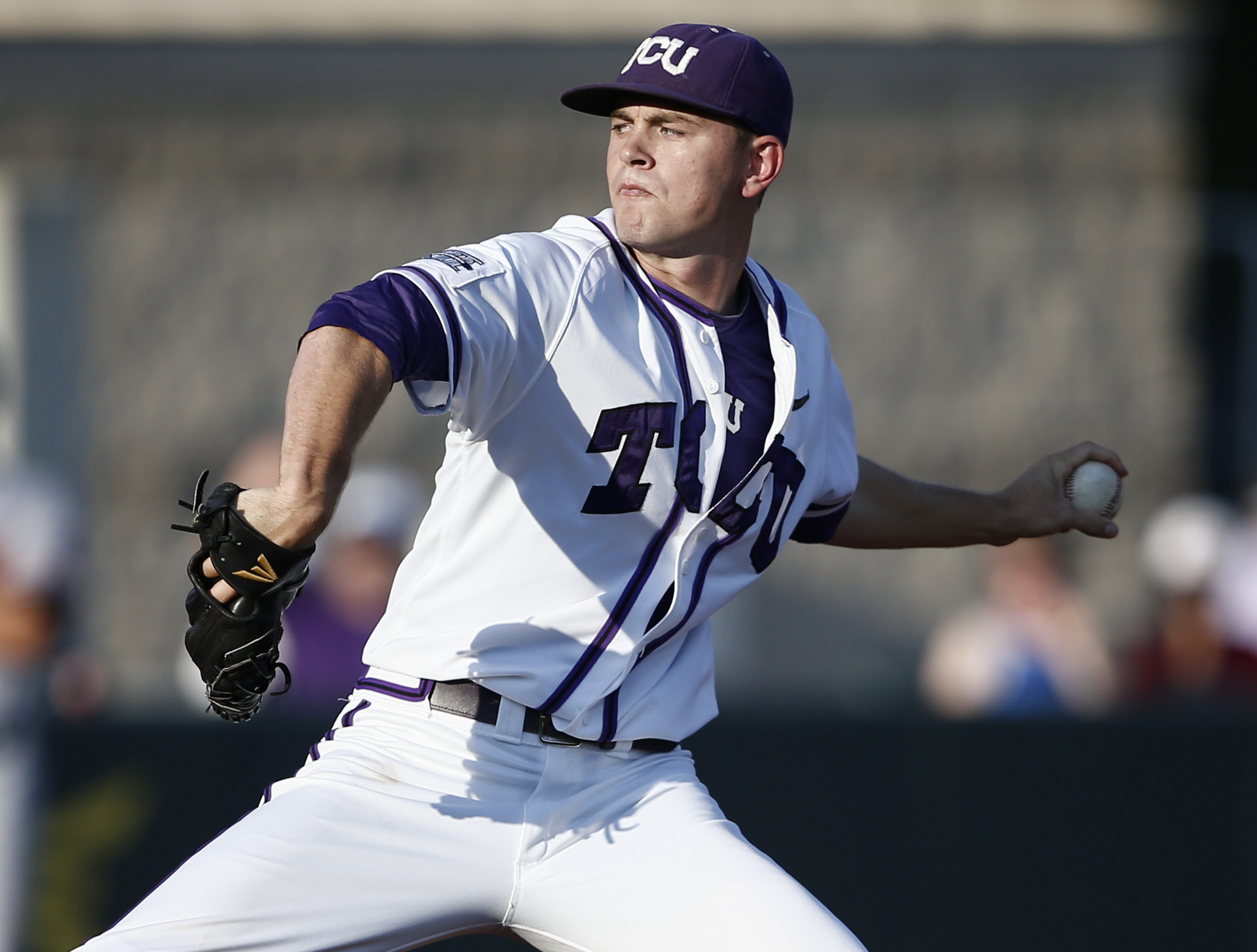 TCU beats Sam Houston 6-1 to win home regional