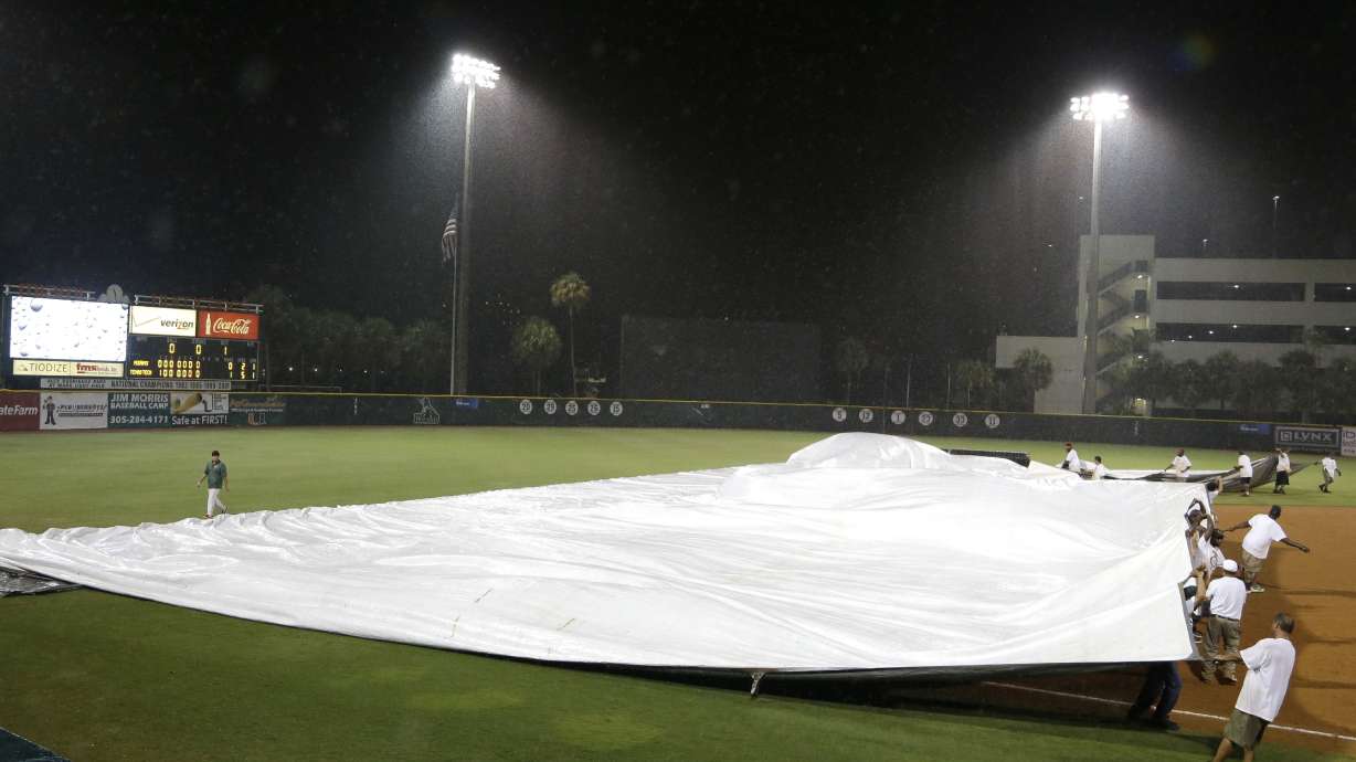 Miami-Texas Tech game suspended in 8th inning