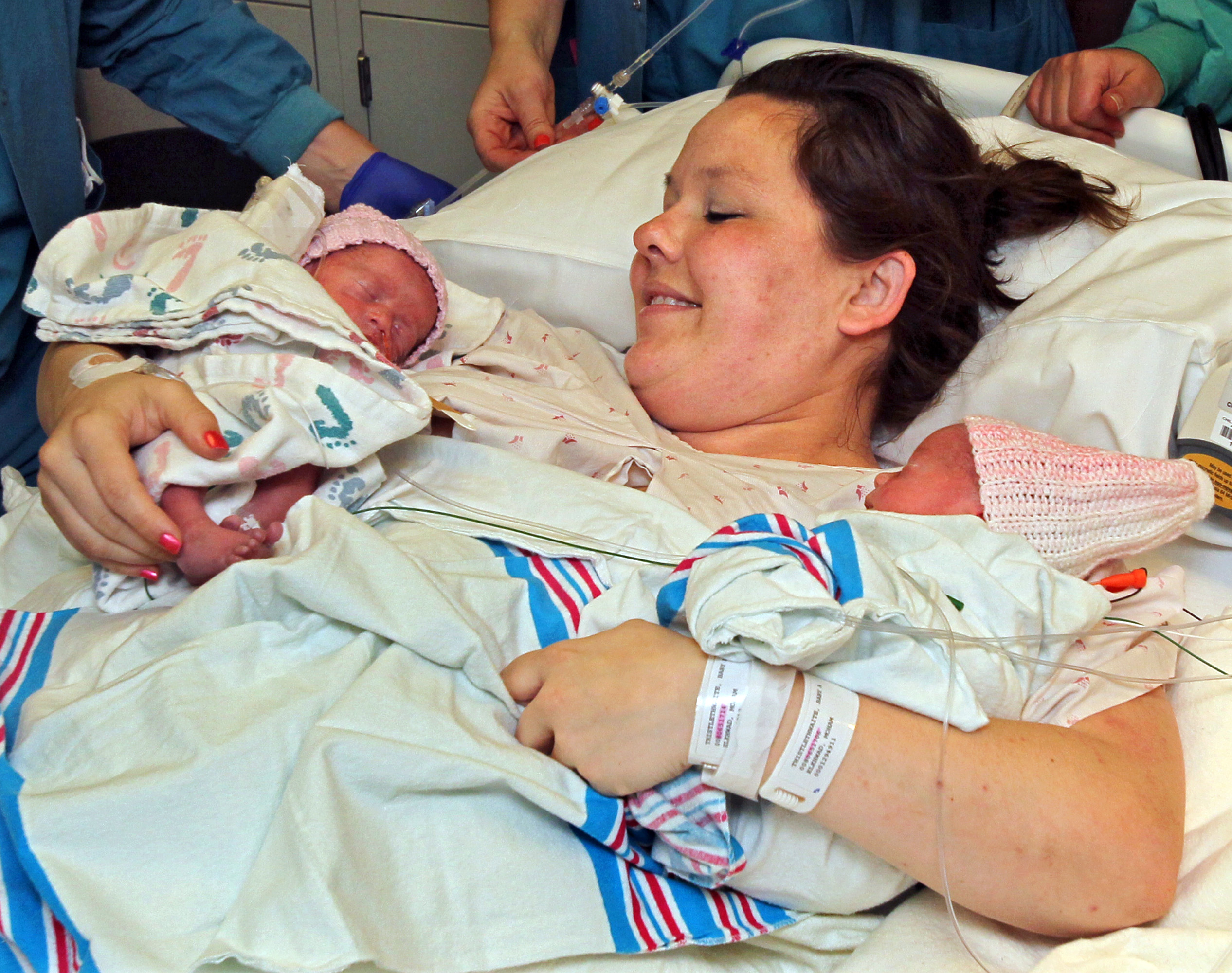 Rare 'mono mono' twins could be home within weeks