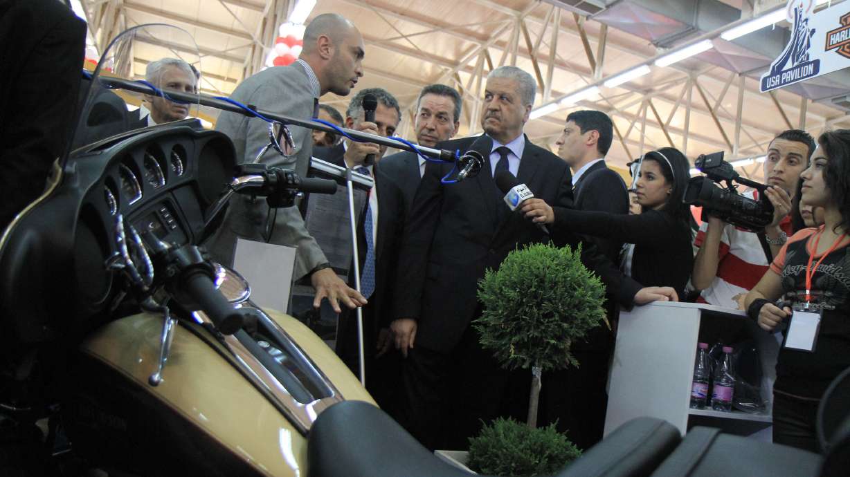 Algeria faces struggle to attract investment