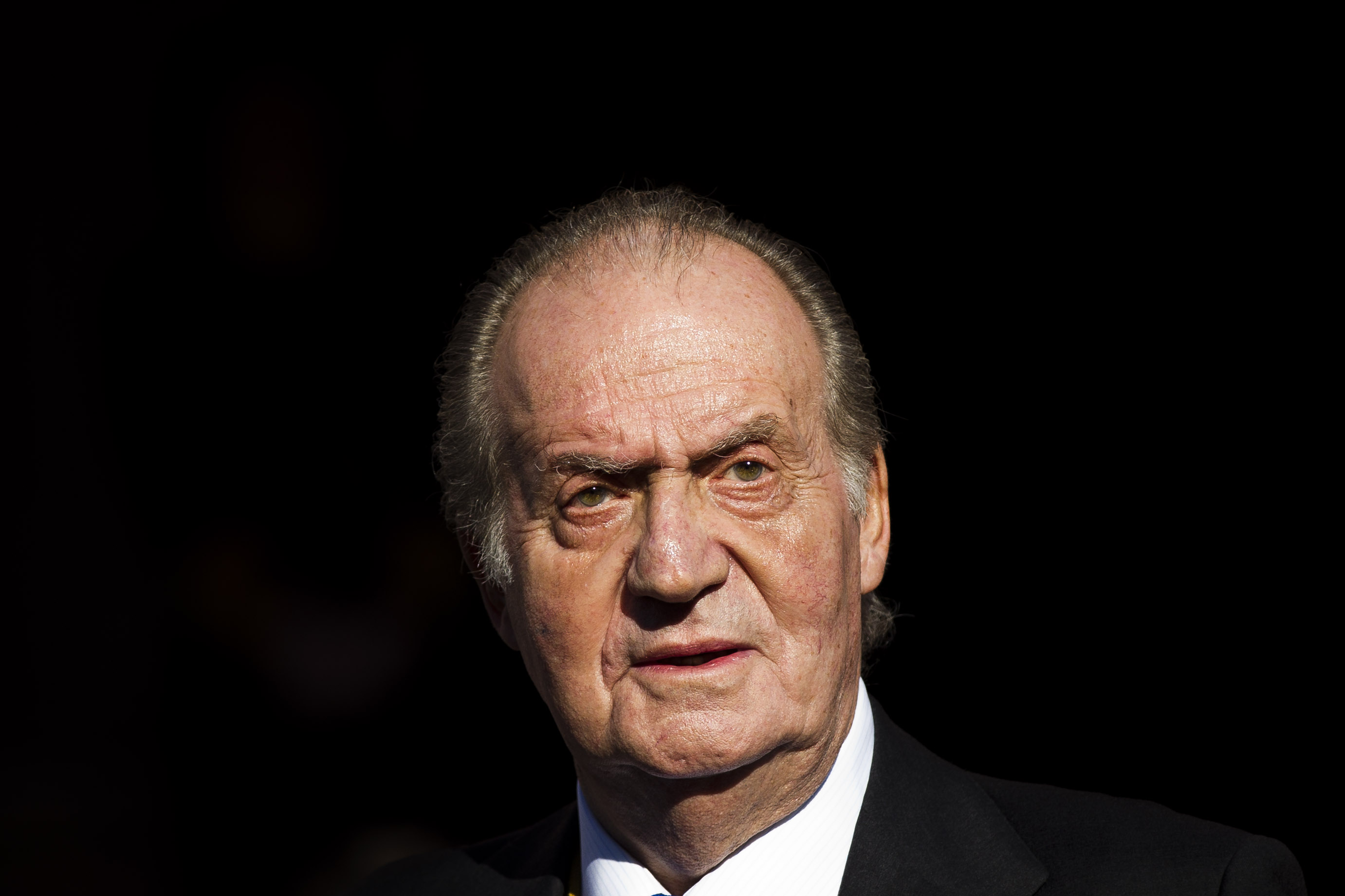 Spain PM, cabinet approve king abdication plan