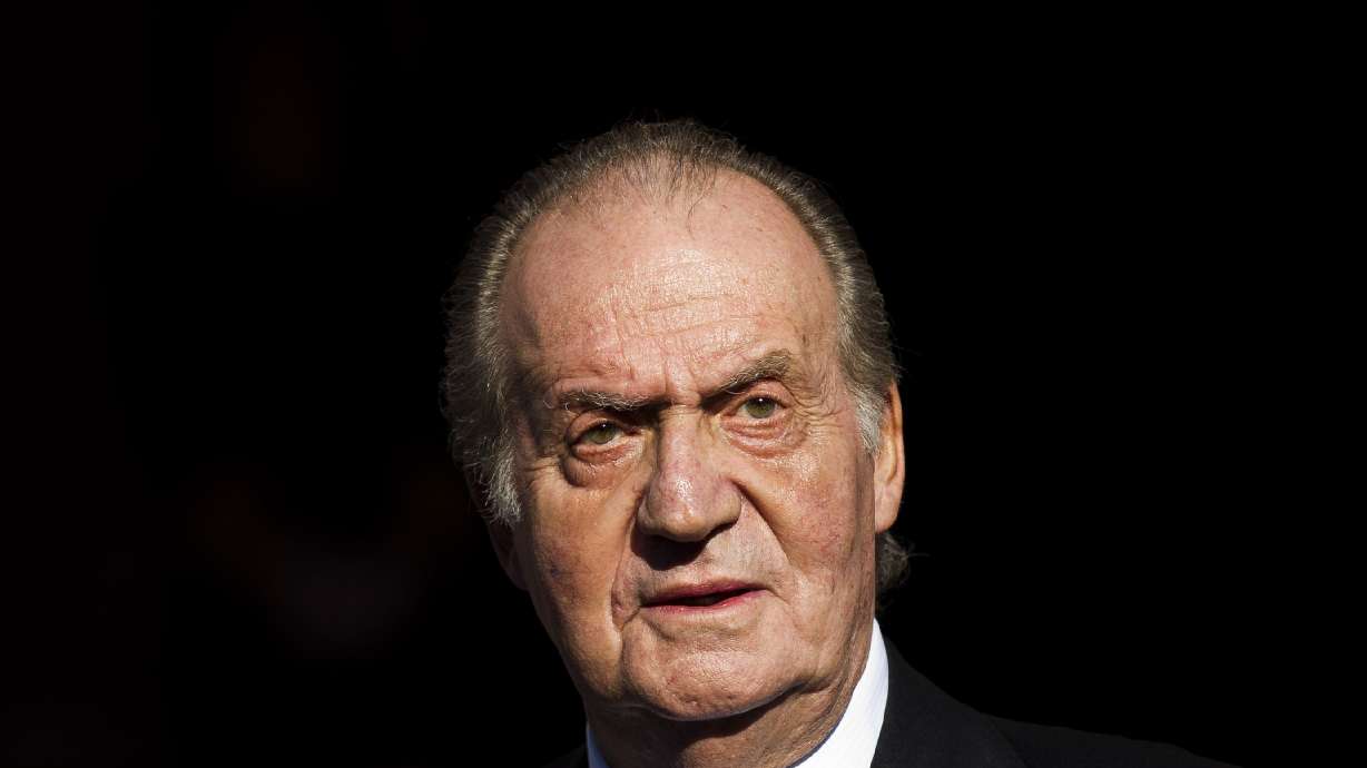 Spain PM, cabinet approve king abdication plan