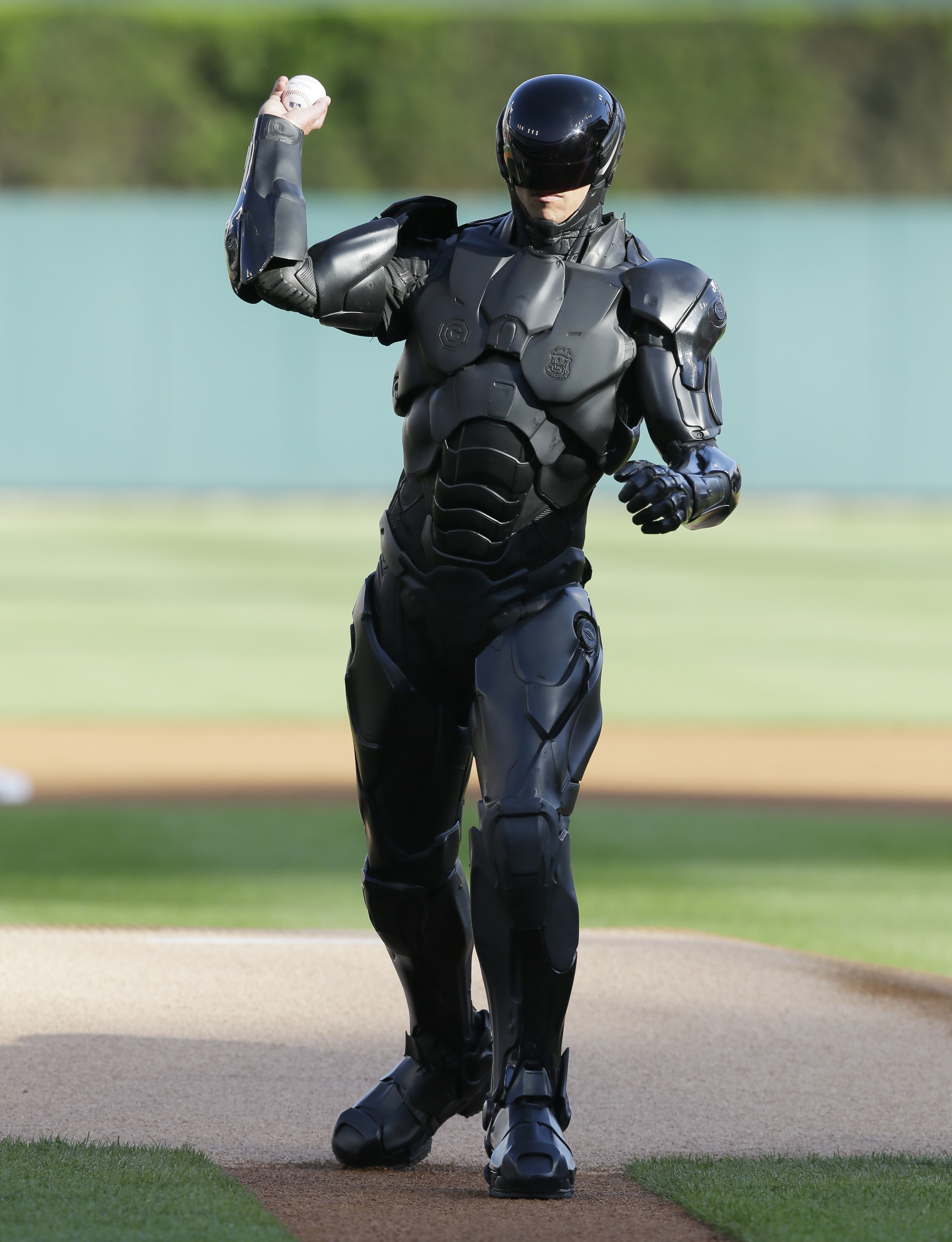 RoboCop throws 1st pitch at Detroit Tigers game