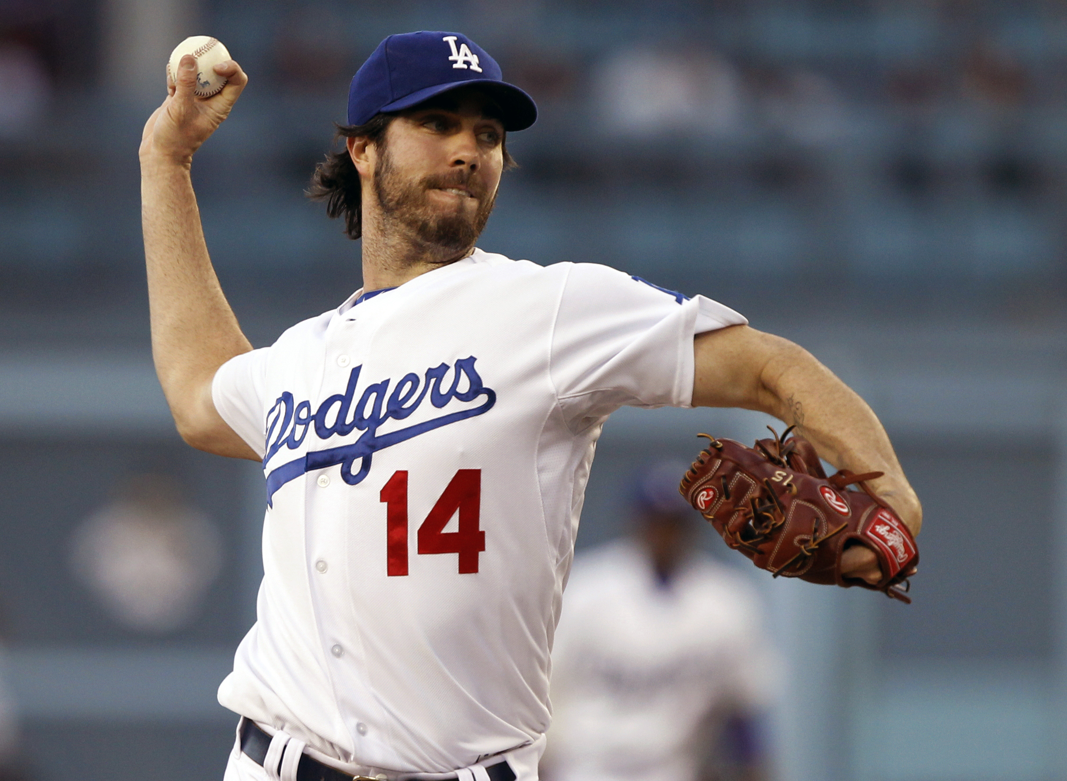 Haren gives up 2 HRs, Dodgers fall 4-1 to Chicago