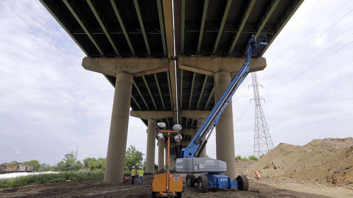 Massive dirt pile may have led to bridge closure
