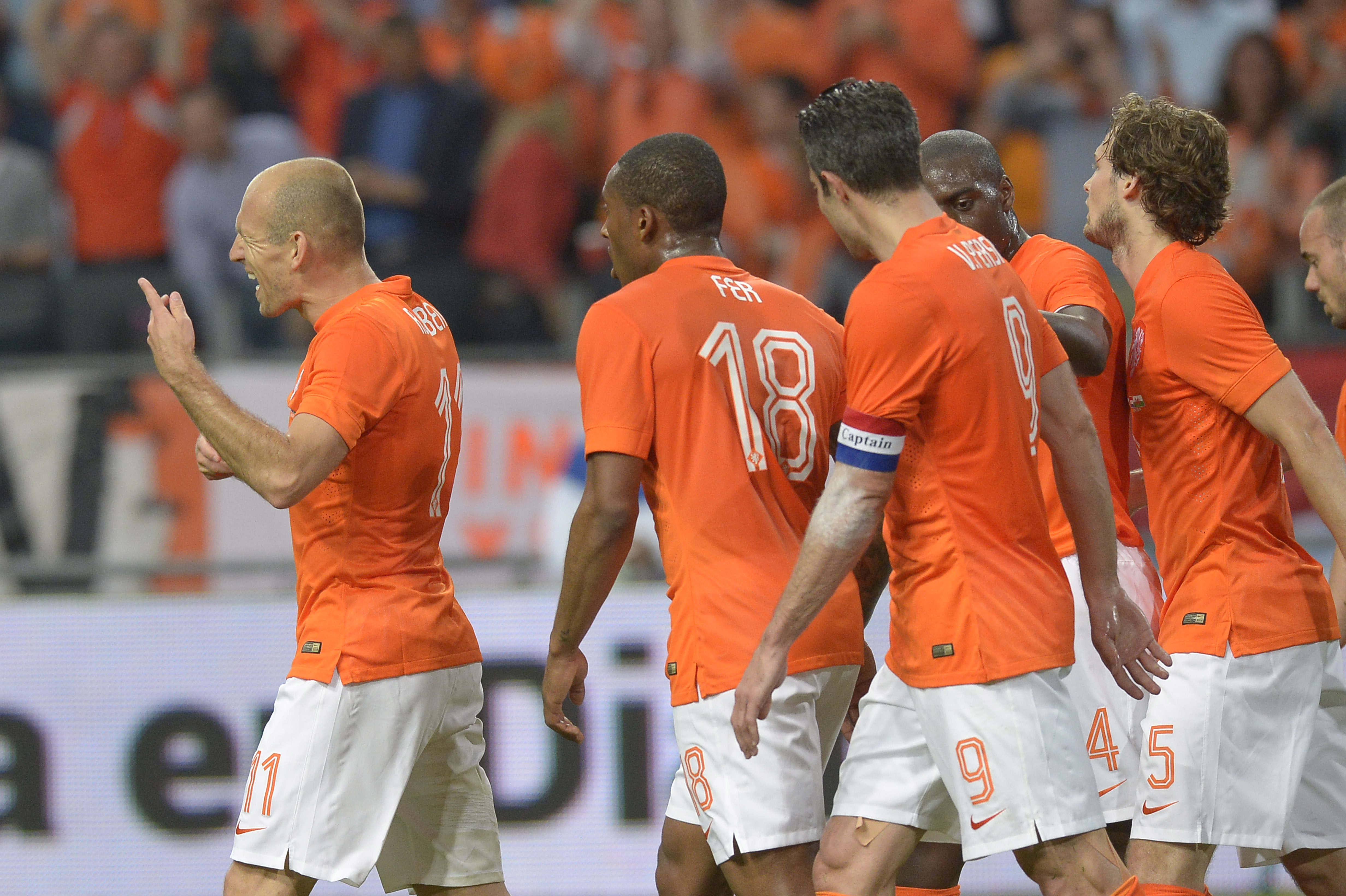 Robben, Lens score as Netherlands beats Wales 2-0
