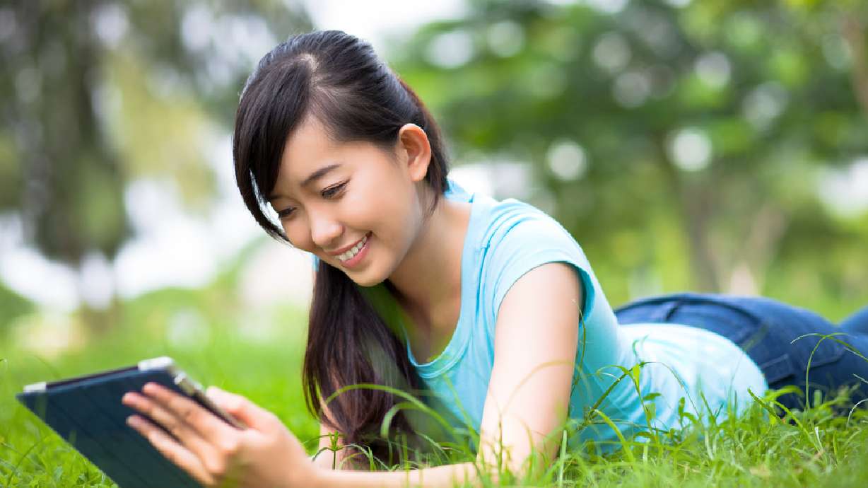 Studies show teens reading less, but parents can help