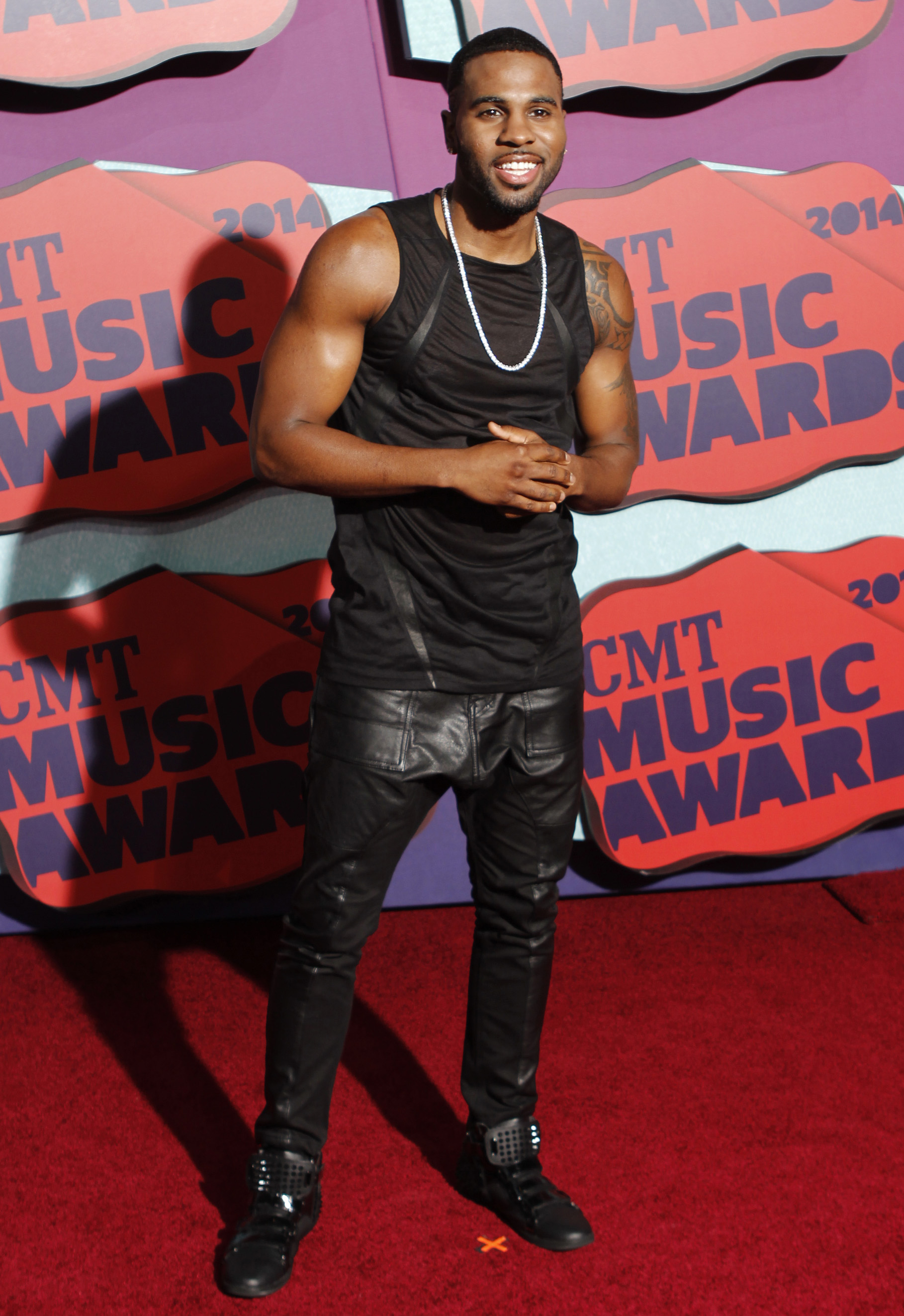 Underwood wins 3rd straight CMT video of year