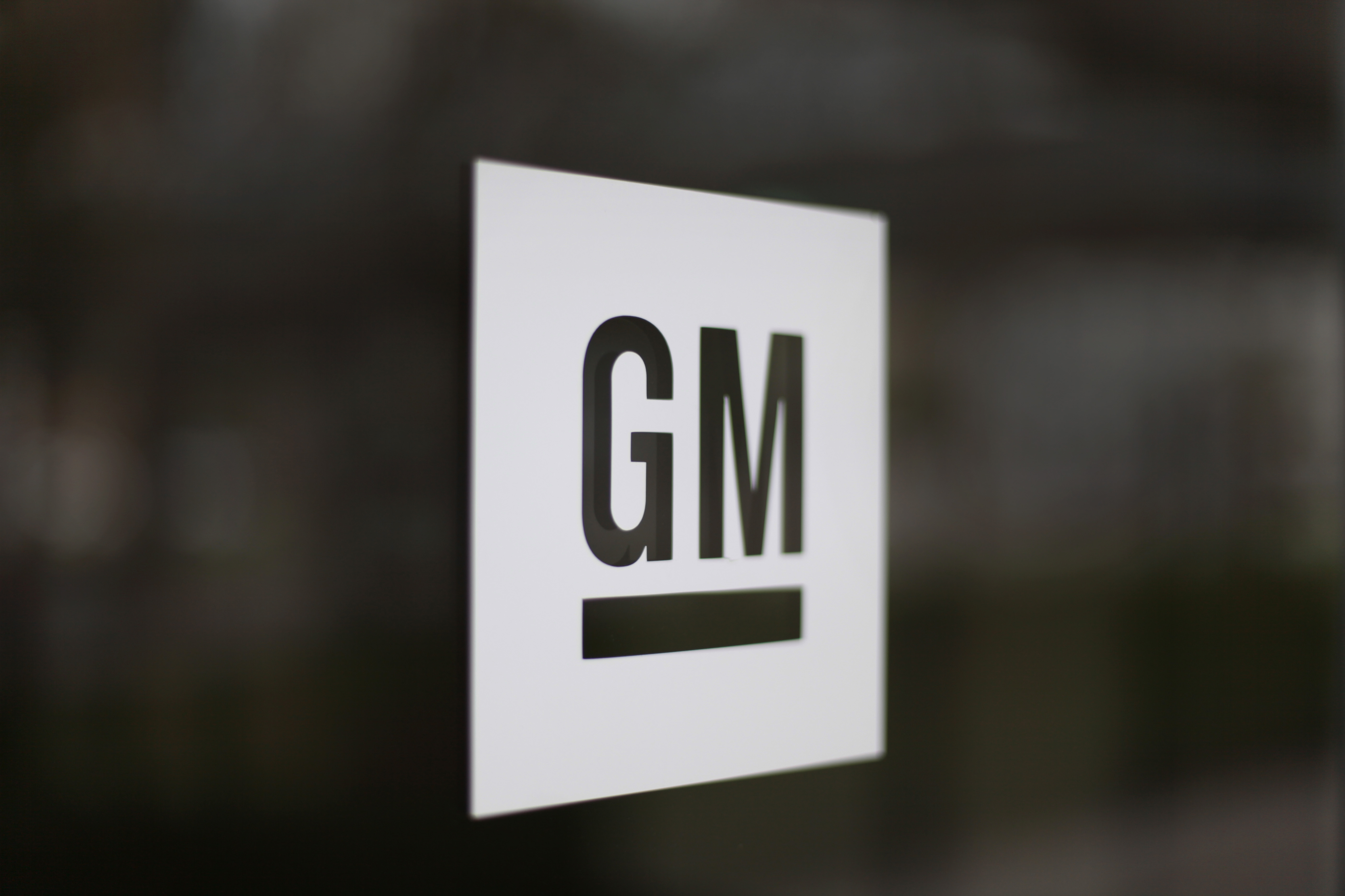 GM ousts 15 employees over ignition-switch scandal