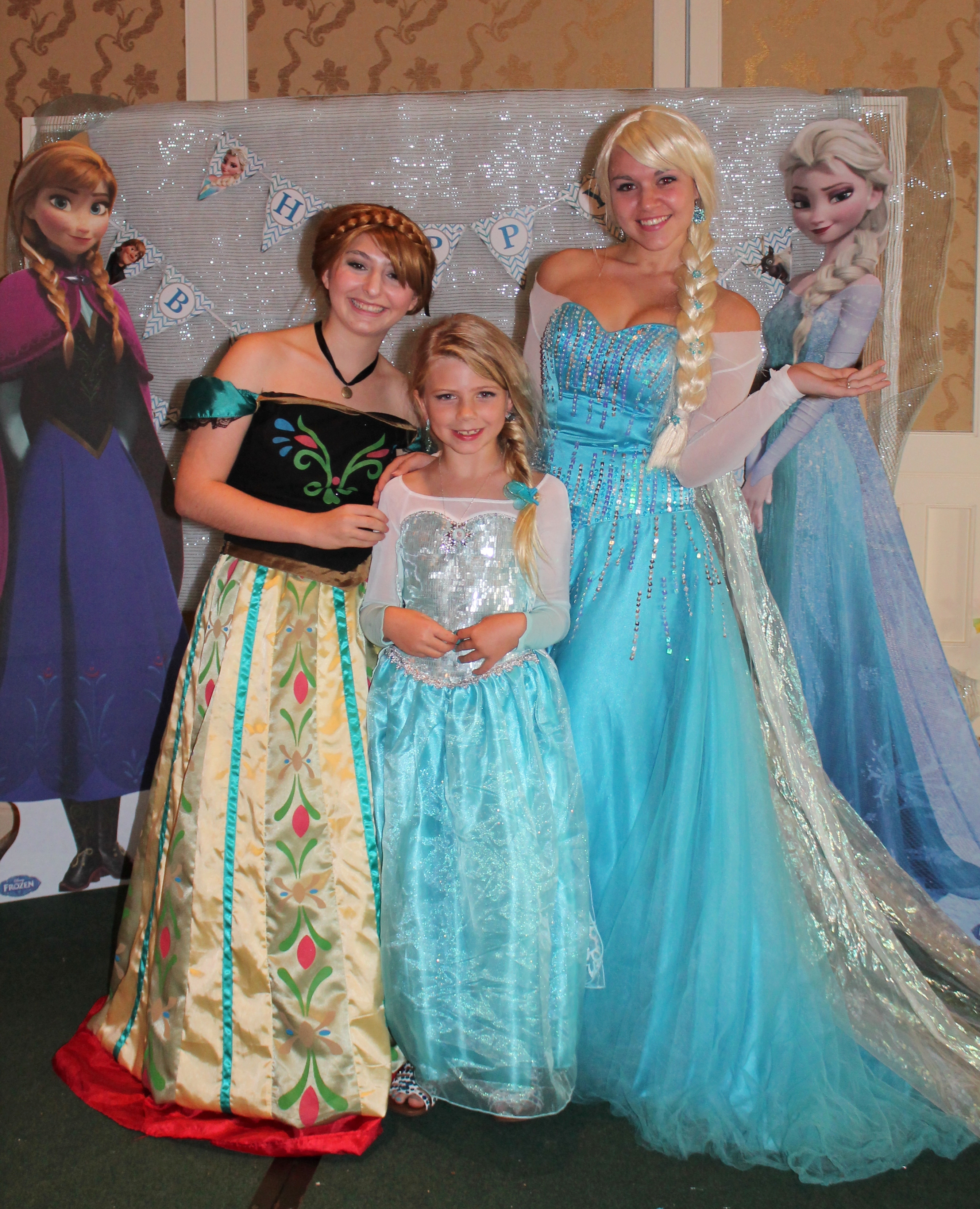 Families in a frenzy over Disney's 'Frozen'
