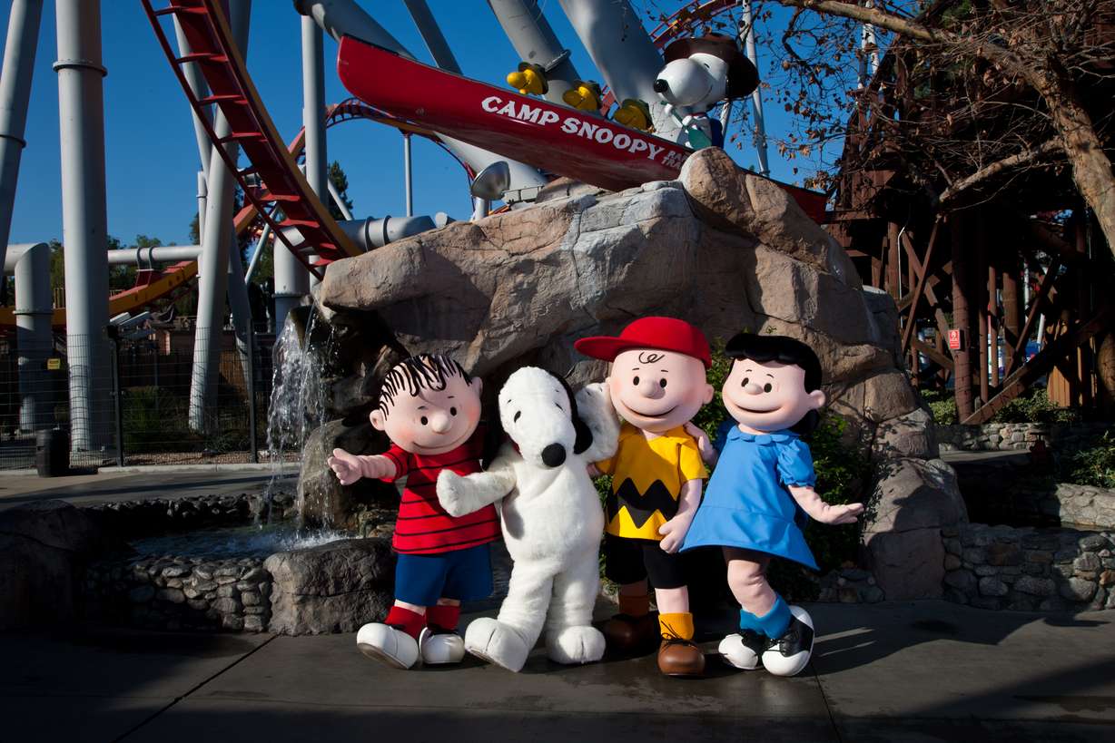 Top 10 Southern California theme parks for this summer!