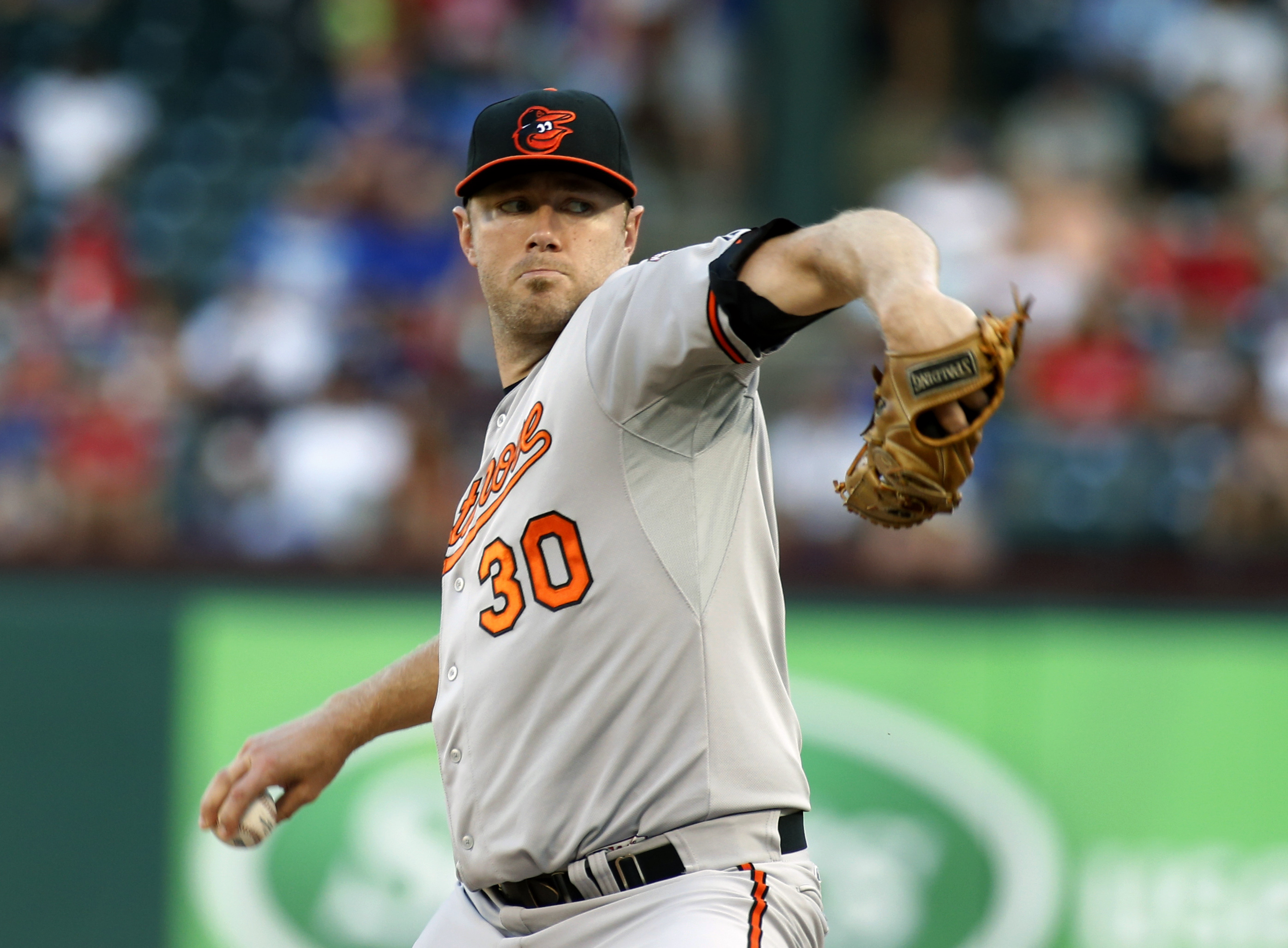 Hardy errors help Rangers beat Orioles 8-6