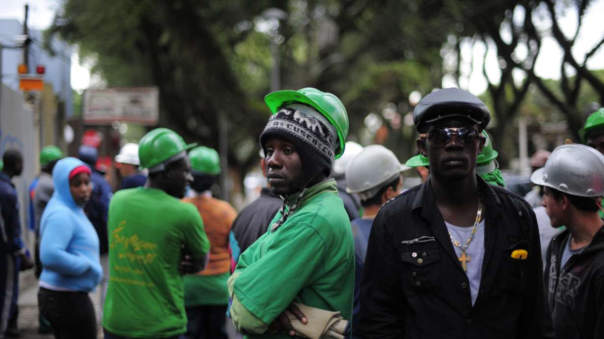 Cup workers strike briefly in Curitiba