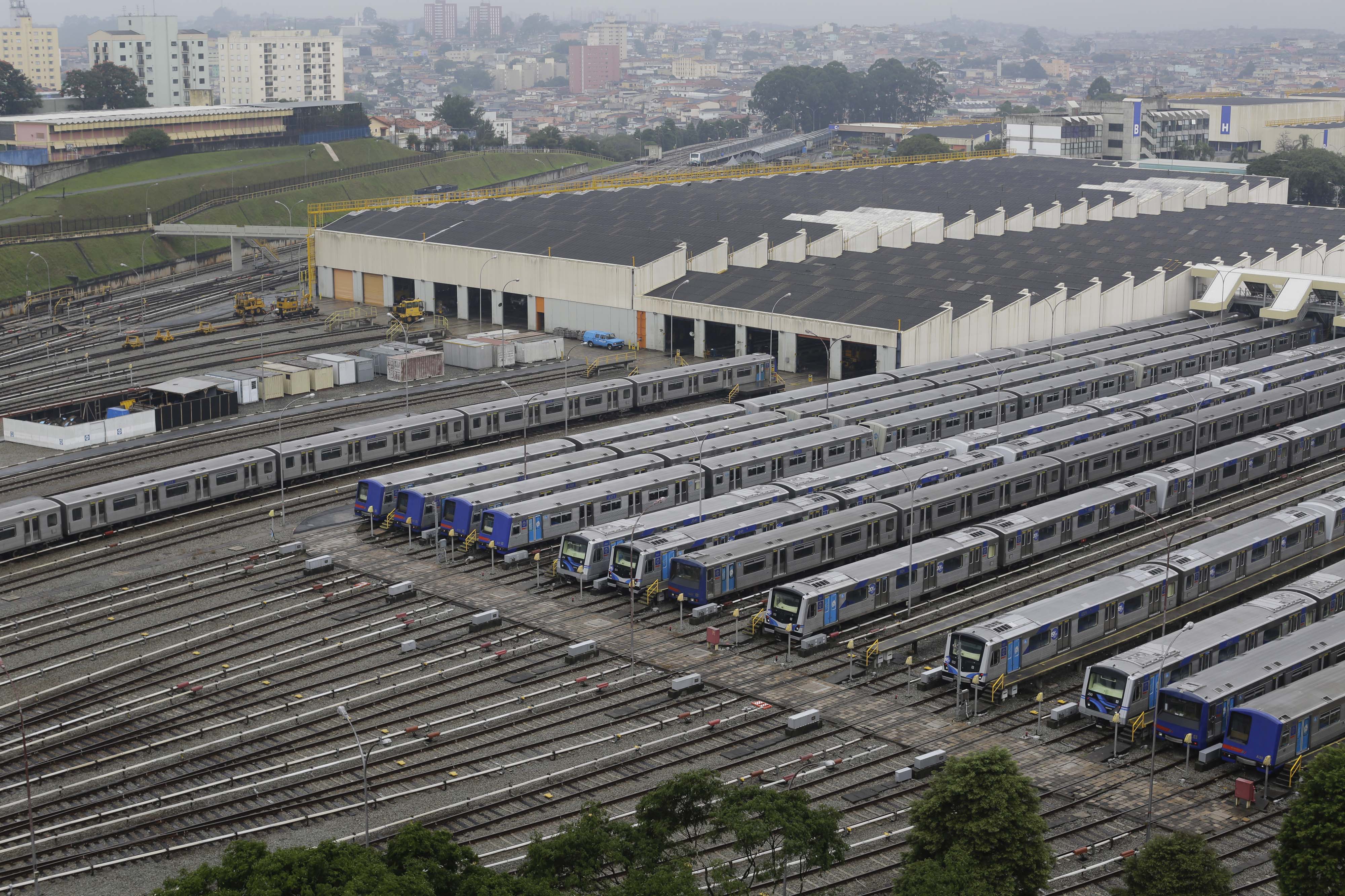 Brazil subway strike on in WCup city despite fine