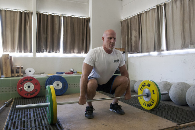 Heber officer, weightlifter gets help with heavy burden