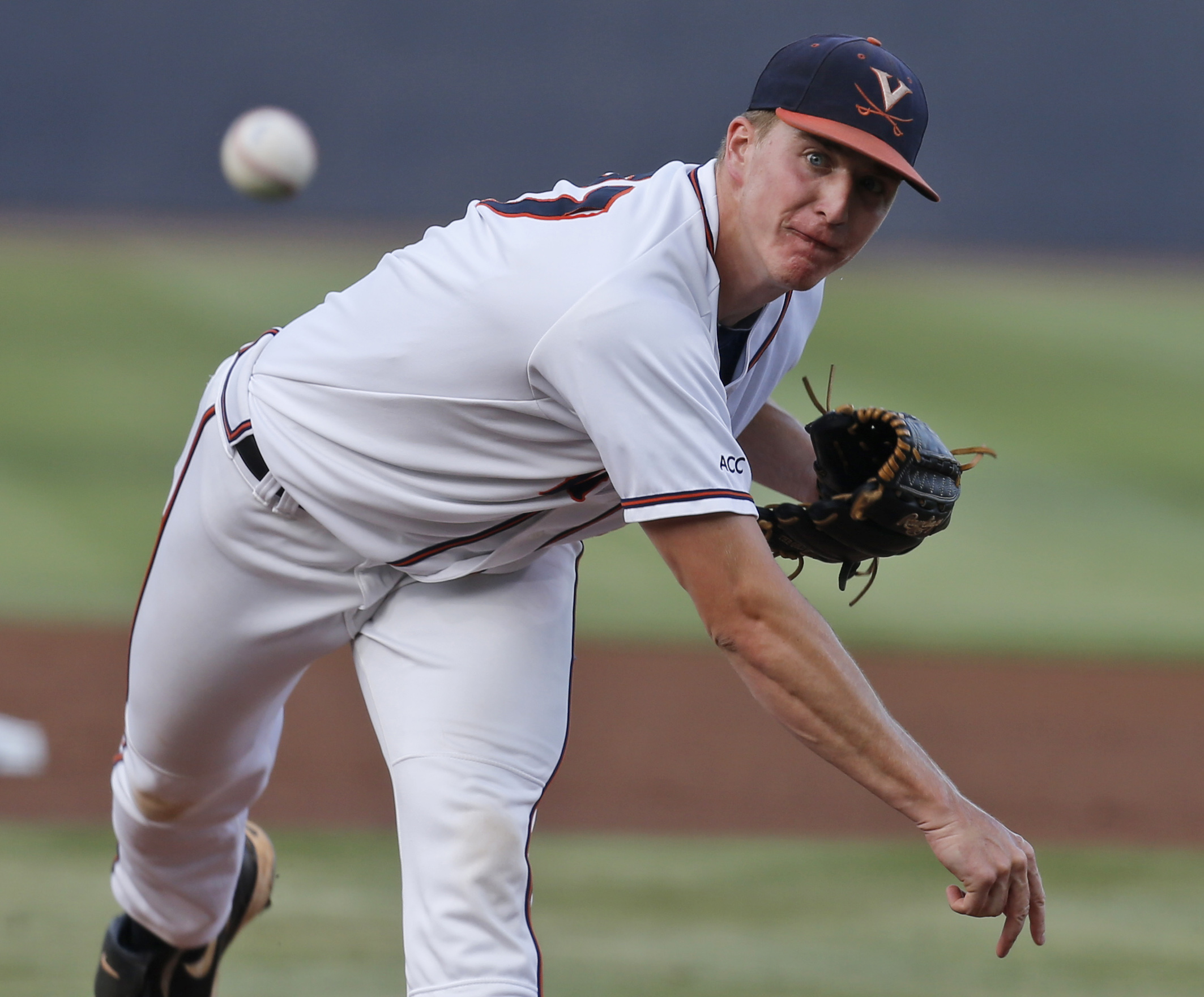 Sborz, Towns lead Virginia by Maryland and to CWS