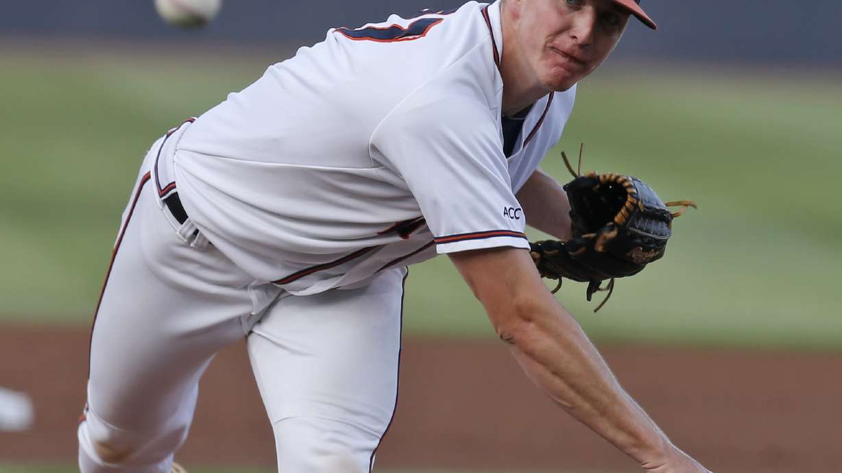 Sborz, Towns lead Virginia by Maryland and to CWS