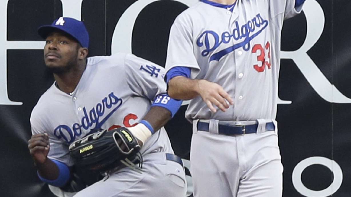 Van Slyke's 2 HRs lead Dodgers over Reds 6-2