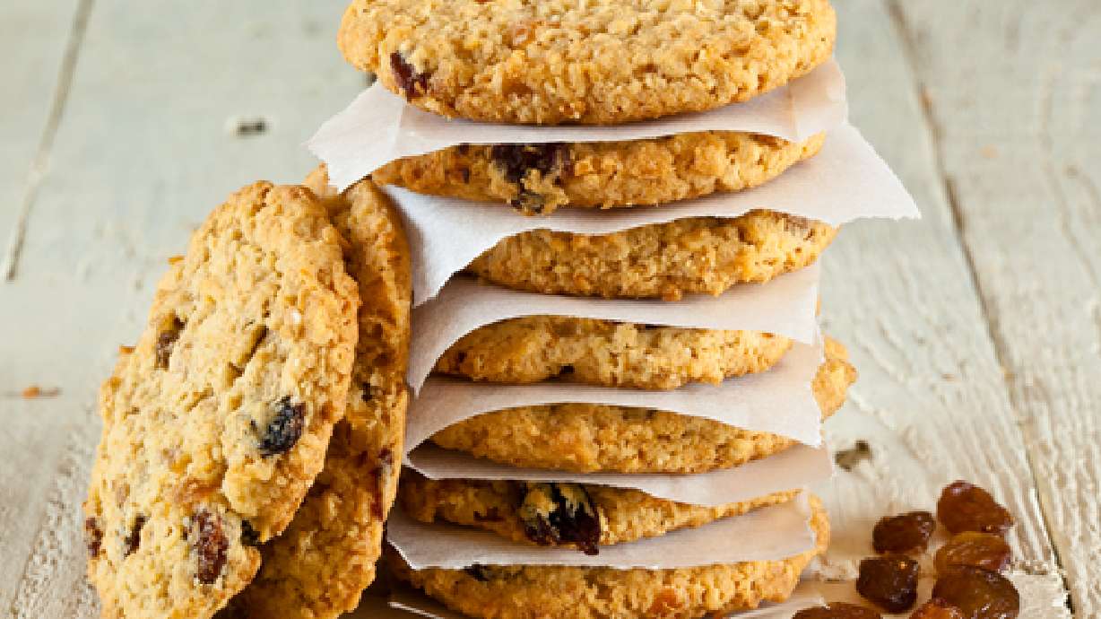 School: Aide told students pet treats were cookies