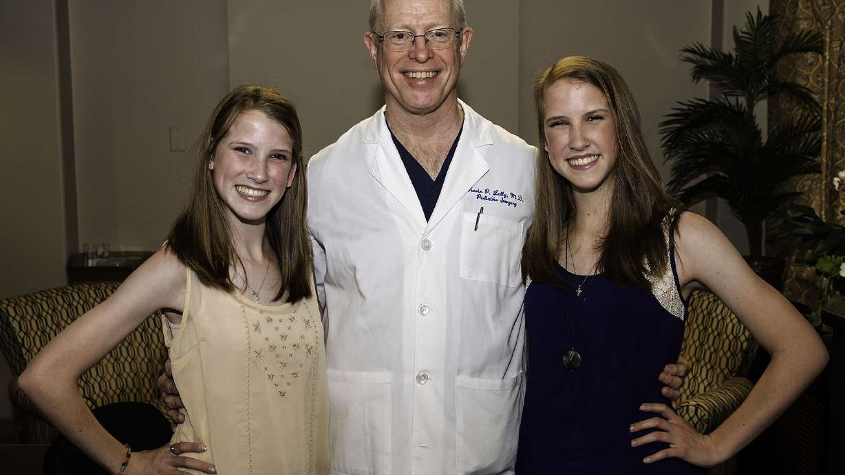 Conjoined twins celebrate 18th birthday in Houston