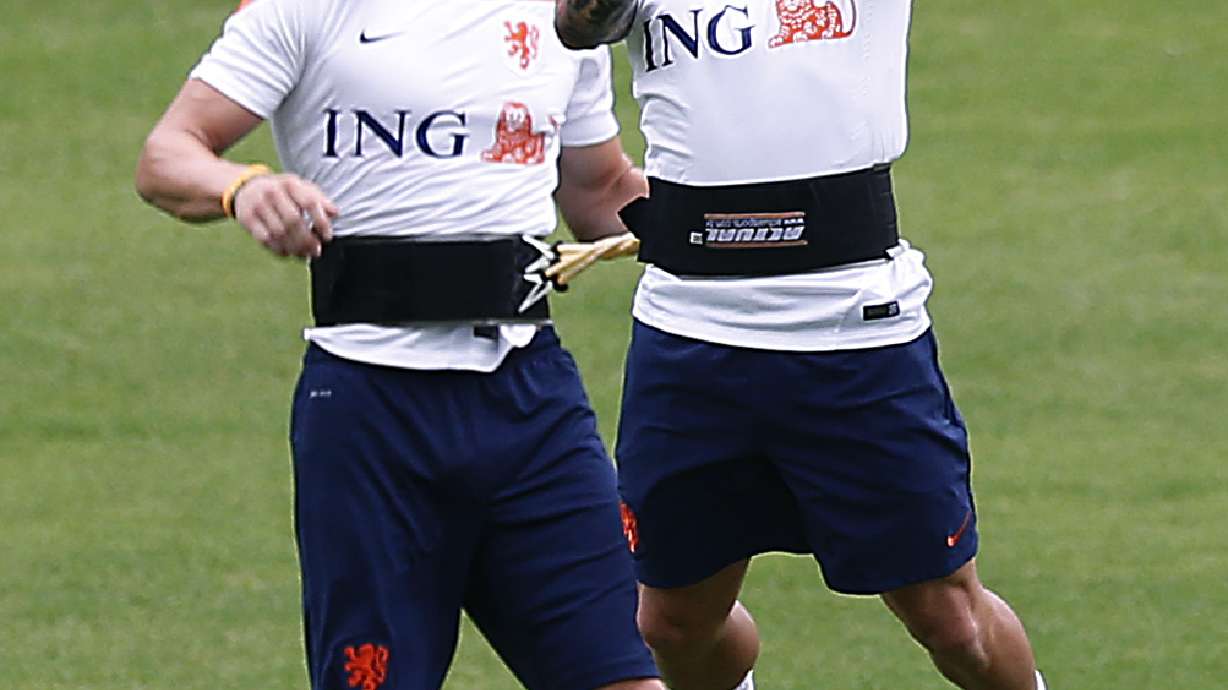 Sneijder fighting fit thanks to martial arts