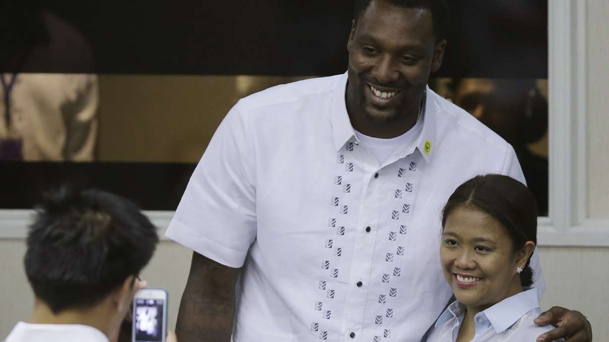 Brooklyn Nets' Andray Blatche now a Filipino