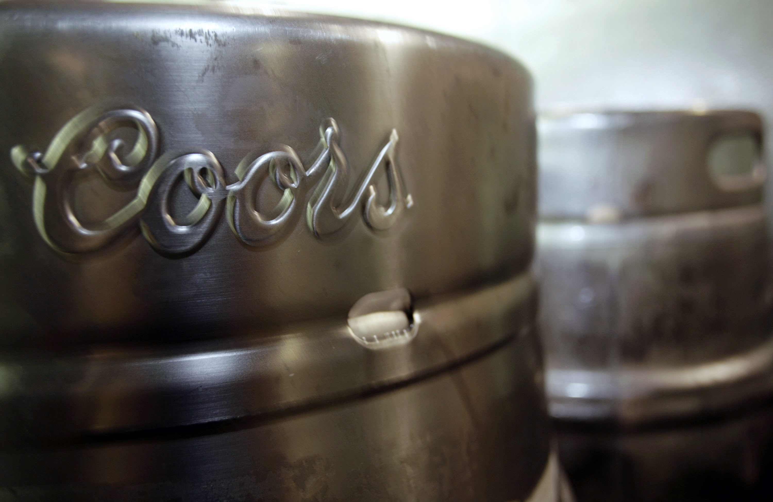 Water woes force big brewers to tighten the tap