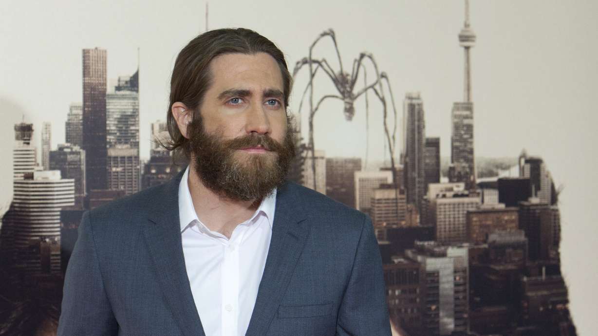 Jake Gyllenhaal on Broadway in 'Constellations'