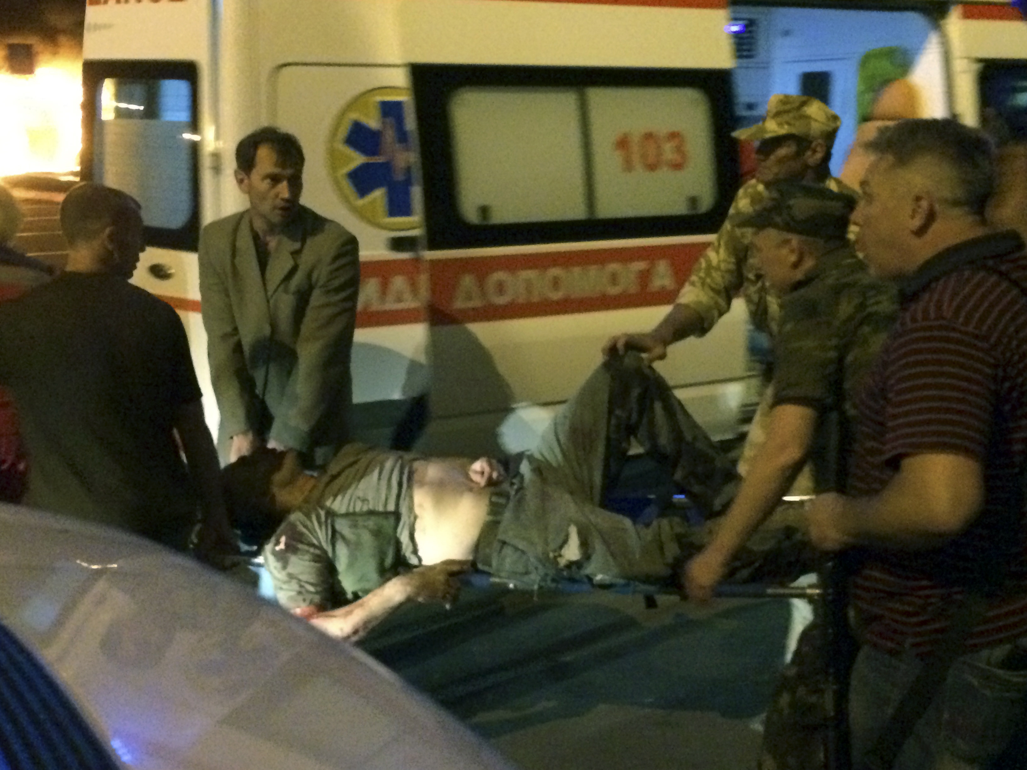 Ukrainian troops drive rebels out of Mariupol