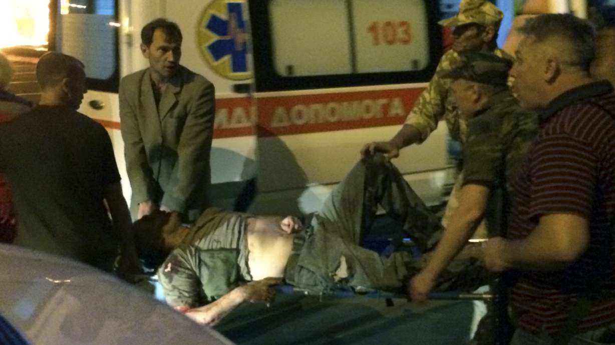 Ukrainian troops drive rebels out of Mariupol