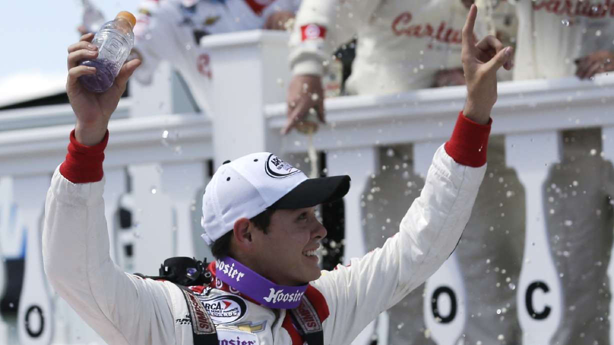 NASCAR's Kyle Larson, girlfriend expecting baby
