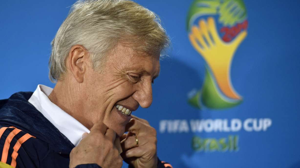 Colombia searching for equilibrium against Greece