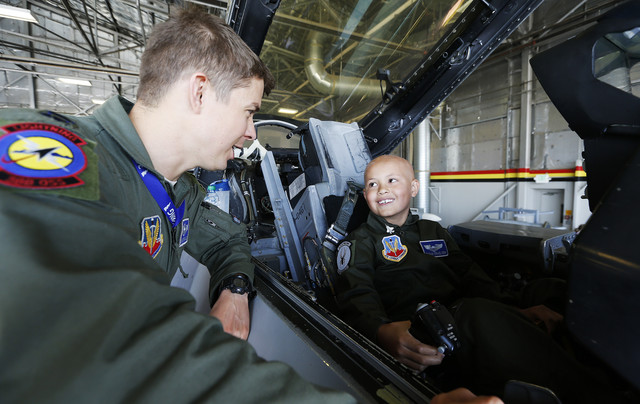 Make-A-Wish helps kids become fighter pilots for a day | KSL.com