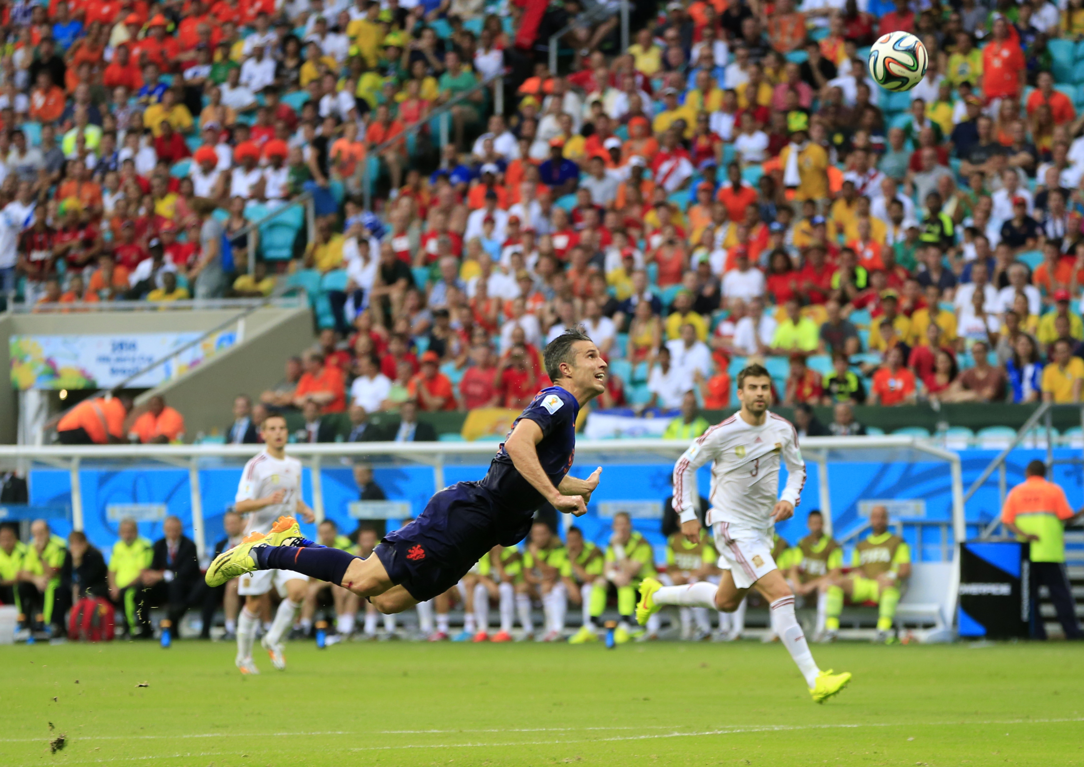 Dutch dazzle World Cup with great win over Spain