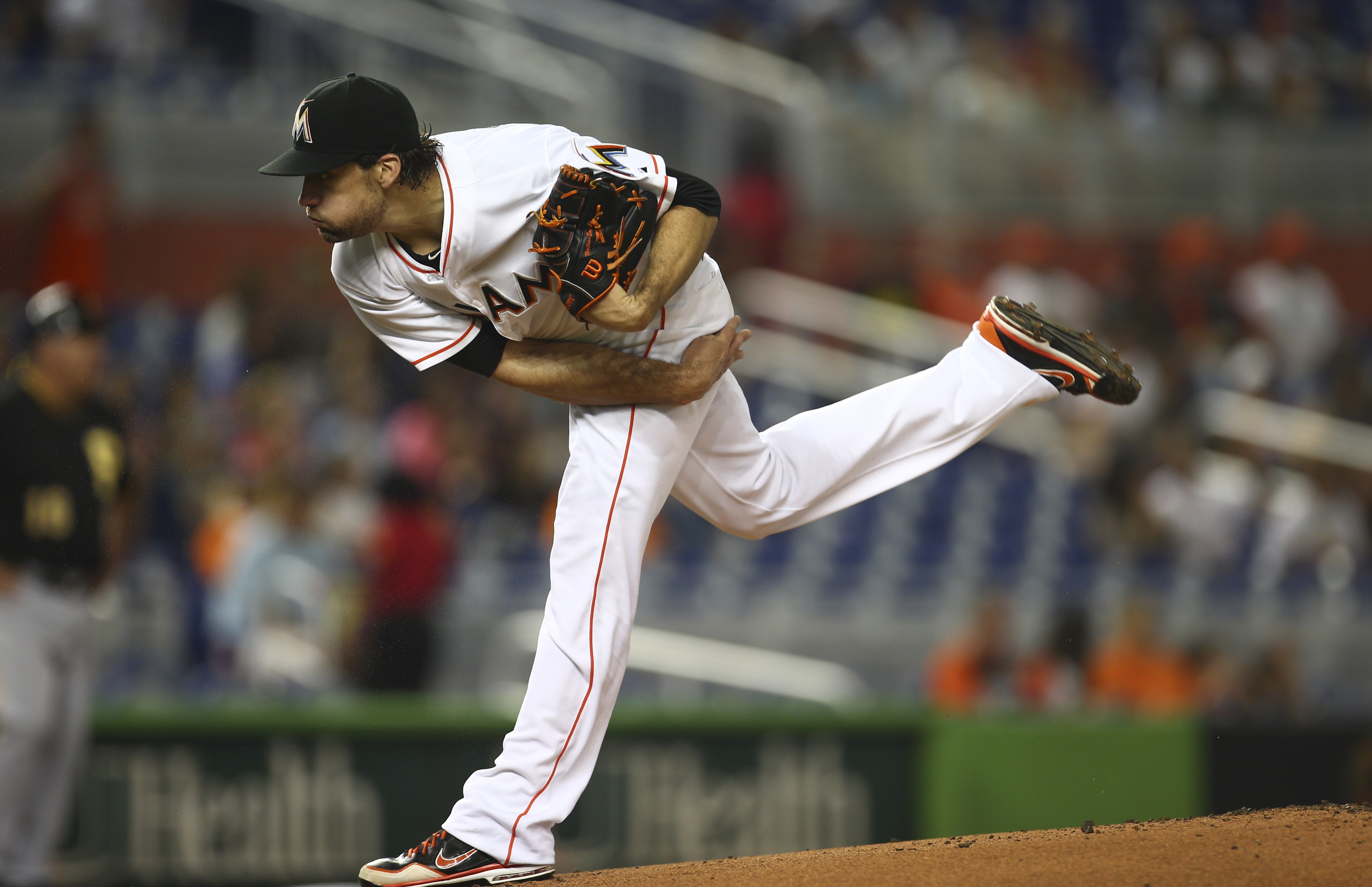 Polanco helps Pirates beat Marlins 8-6