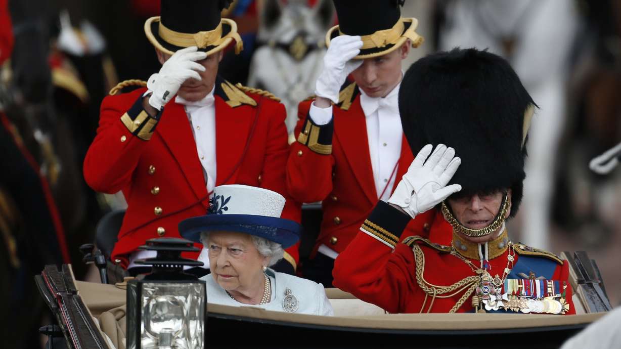 Troops parade in London for queen's birthday