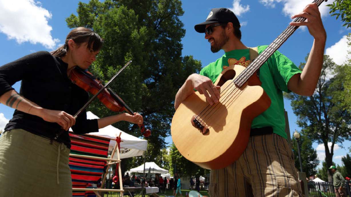 Downtown Farmers Market kicks off in SLC