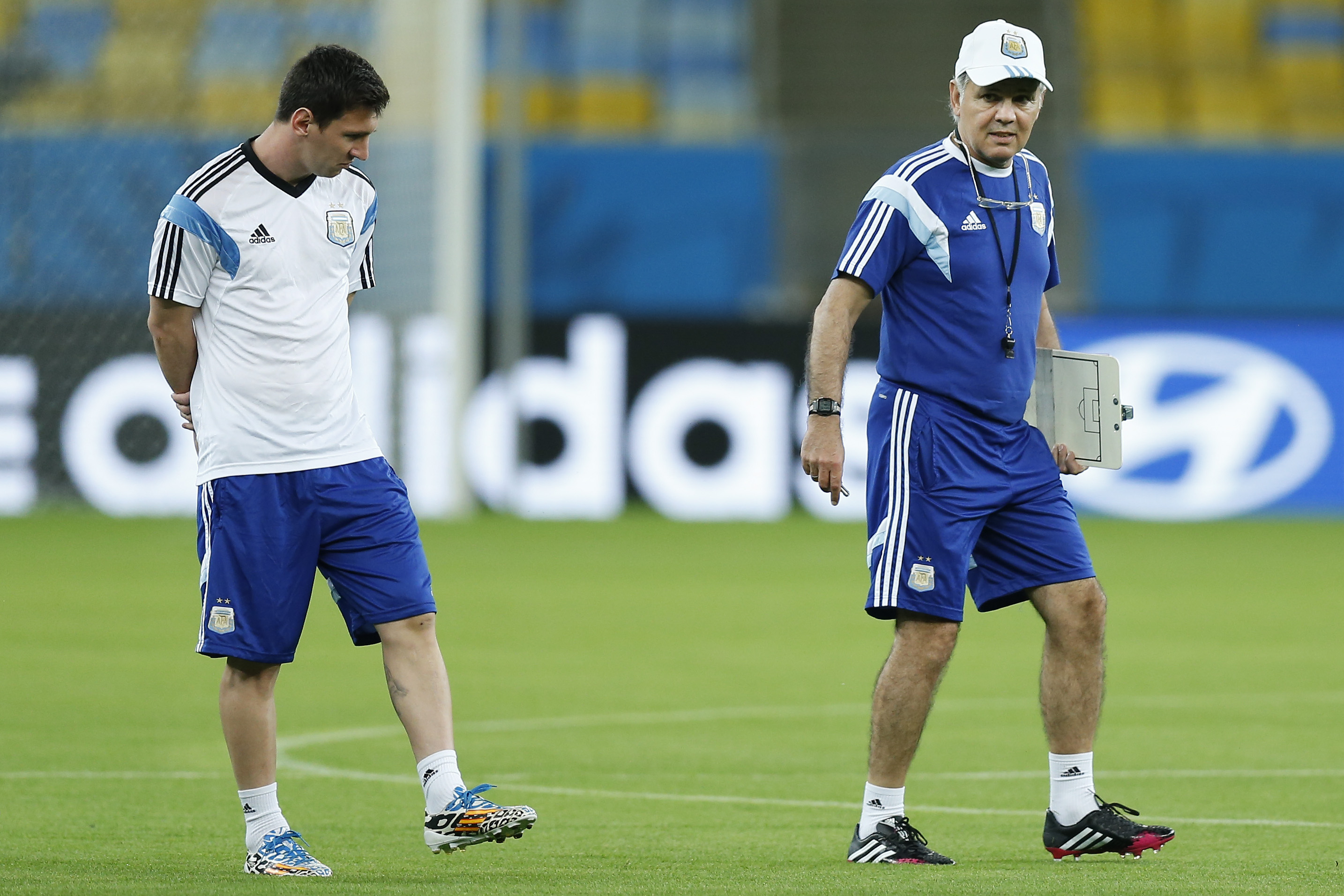 Argentina coach Sabella: referees are only human