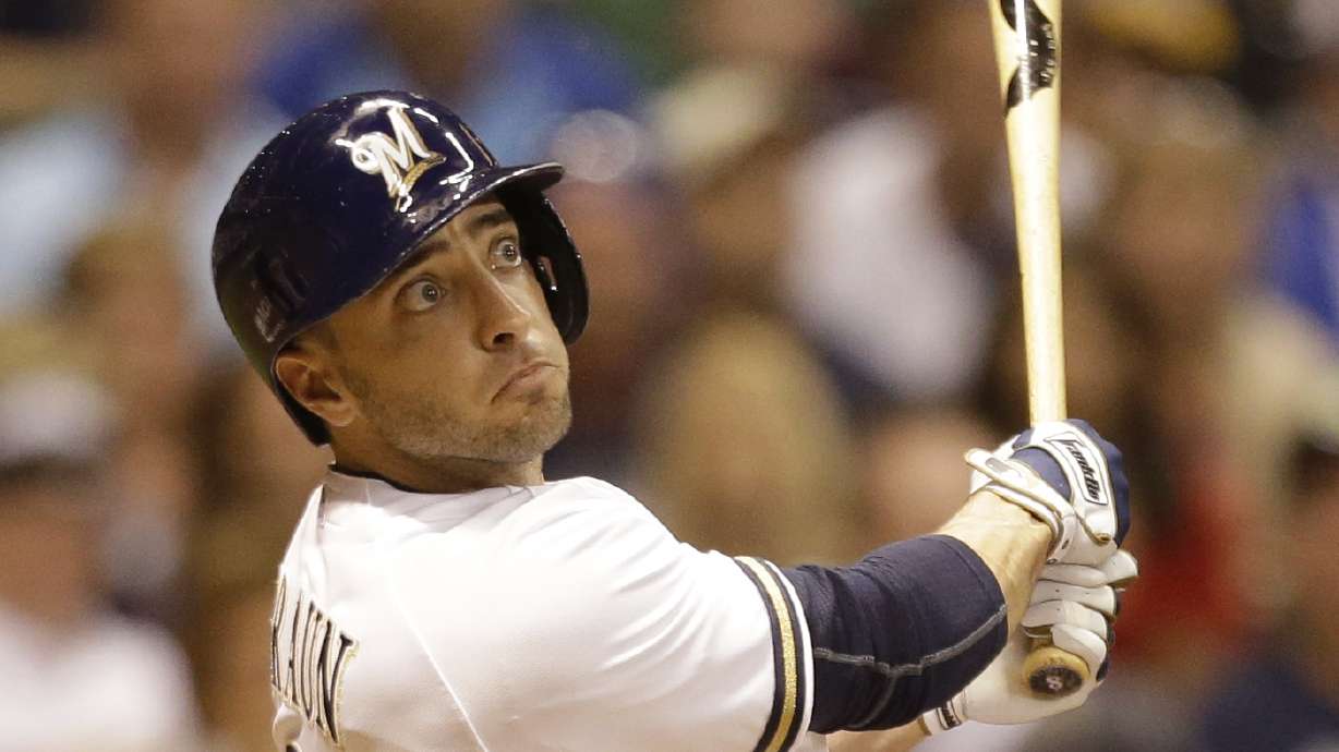 Braun's 2-run shot lifts Brewers over Reds 4-2