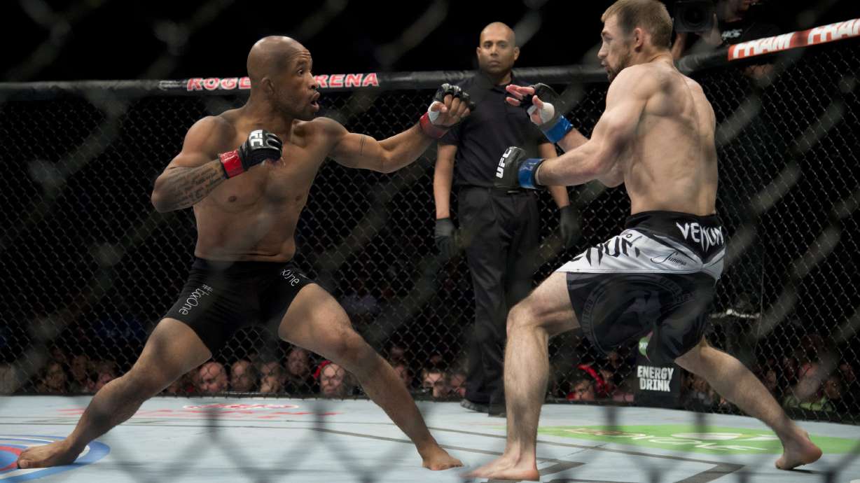 Johnson, MacDonald win at UFC 174 in Vancouver