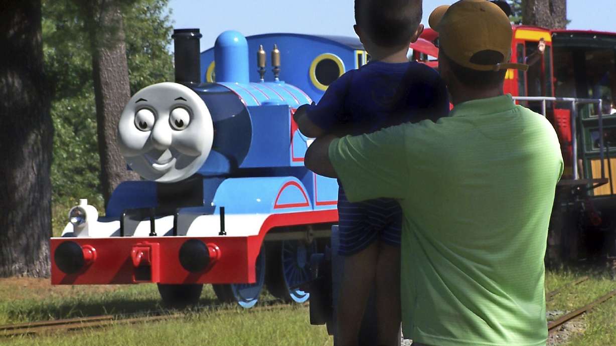 Thomas the Tank Engine chugs its way to Edaville