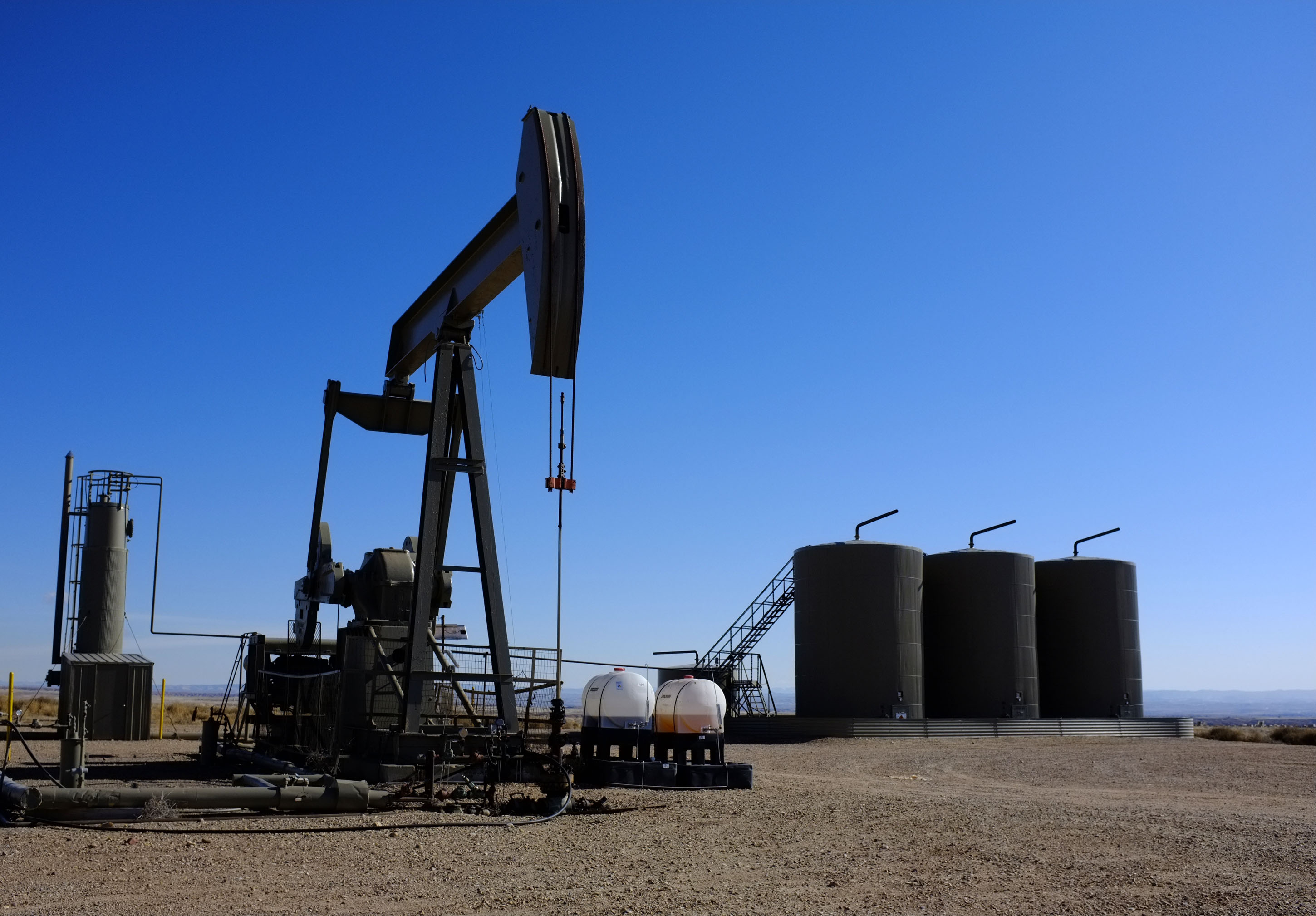 Feds aren't inspecting 4 in 10 higher-risk wells