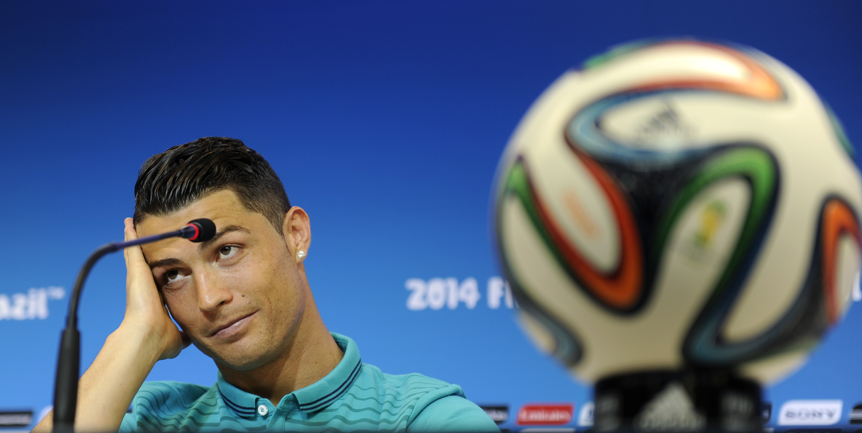 BRAZIL BEAT: Piranhas? No problem at Manaus beach