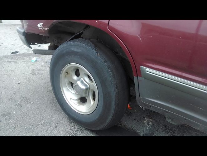 Niña de 5 años muere en accidente de auto