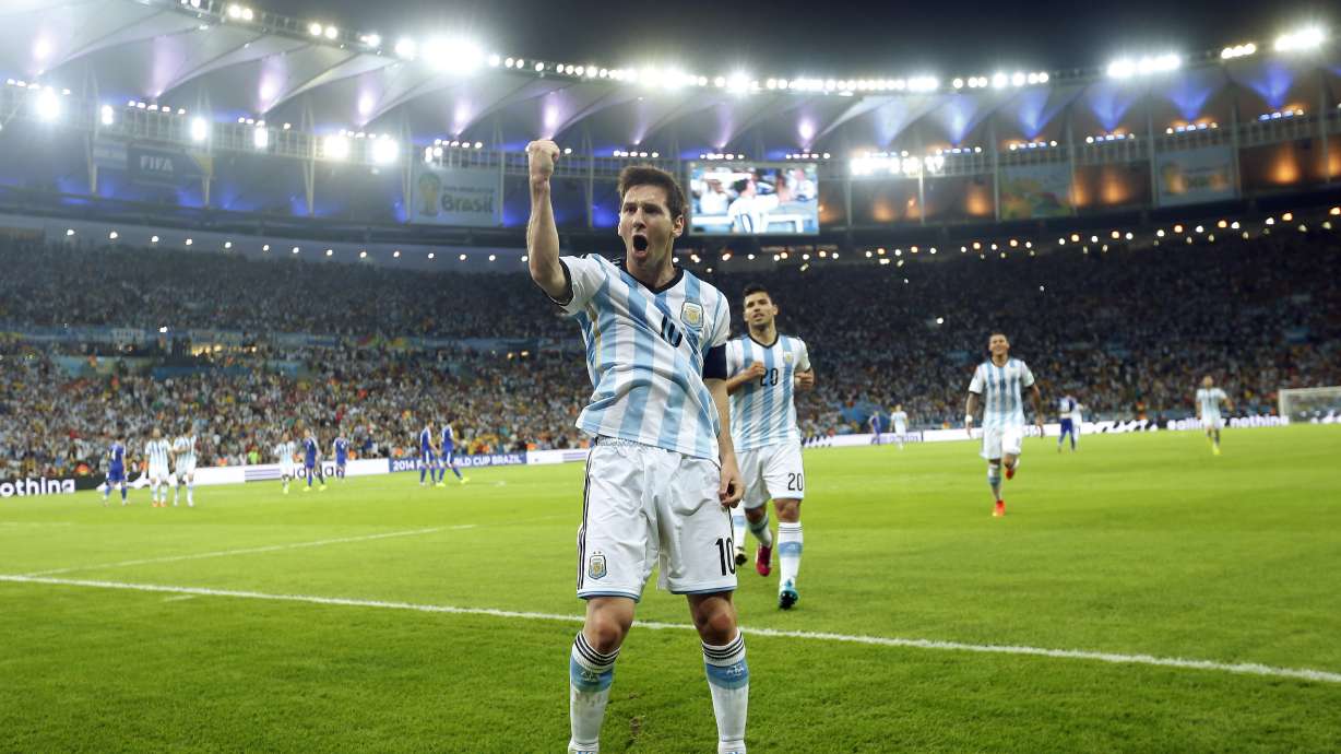 Zico praises Messi goal to grace Maracana