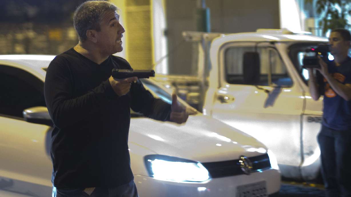 Rio police investigate officers' firing in protest