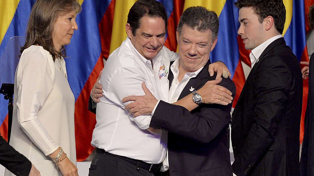 Pressure on Santos to reach peace for Colombia