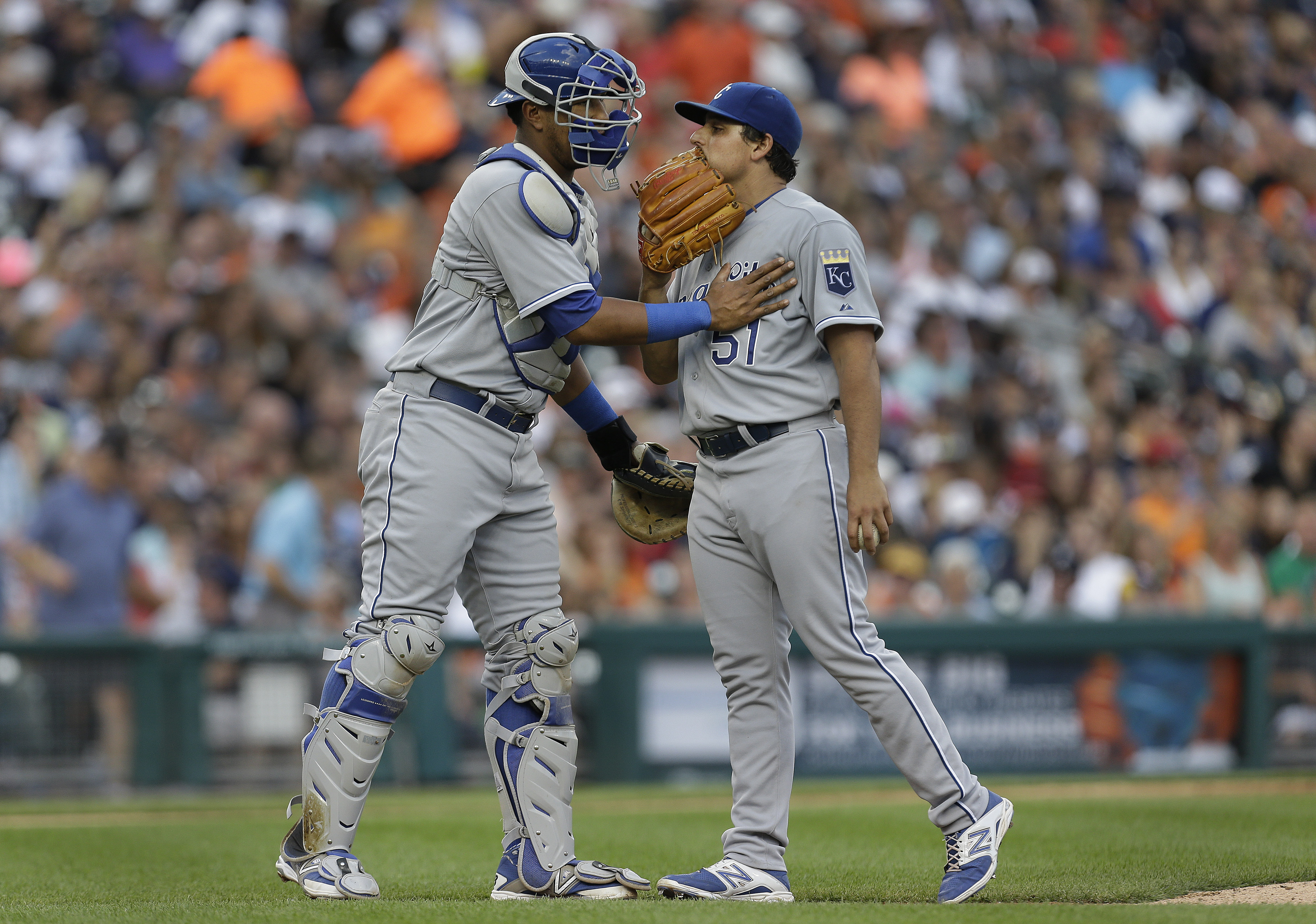 Royals C Perez leaves game with cramps in calves