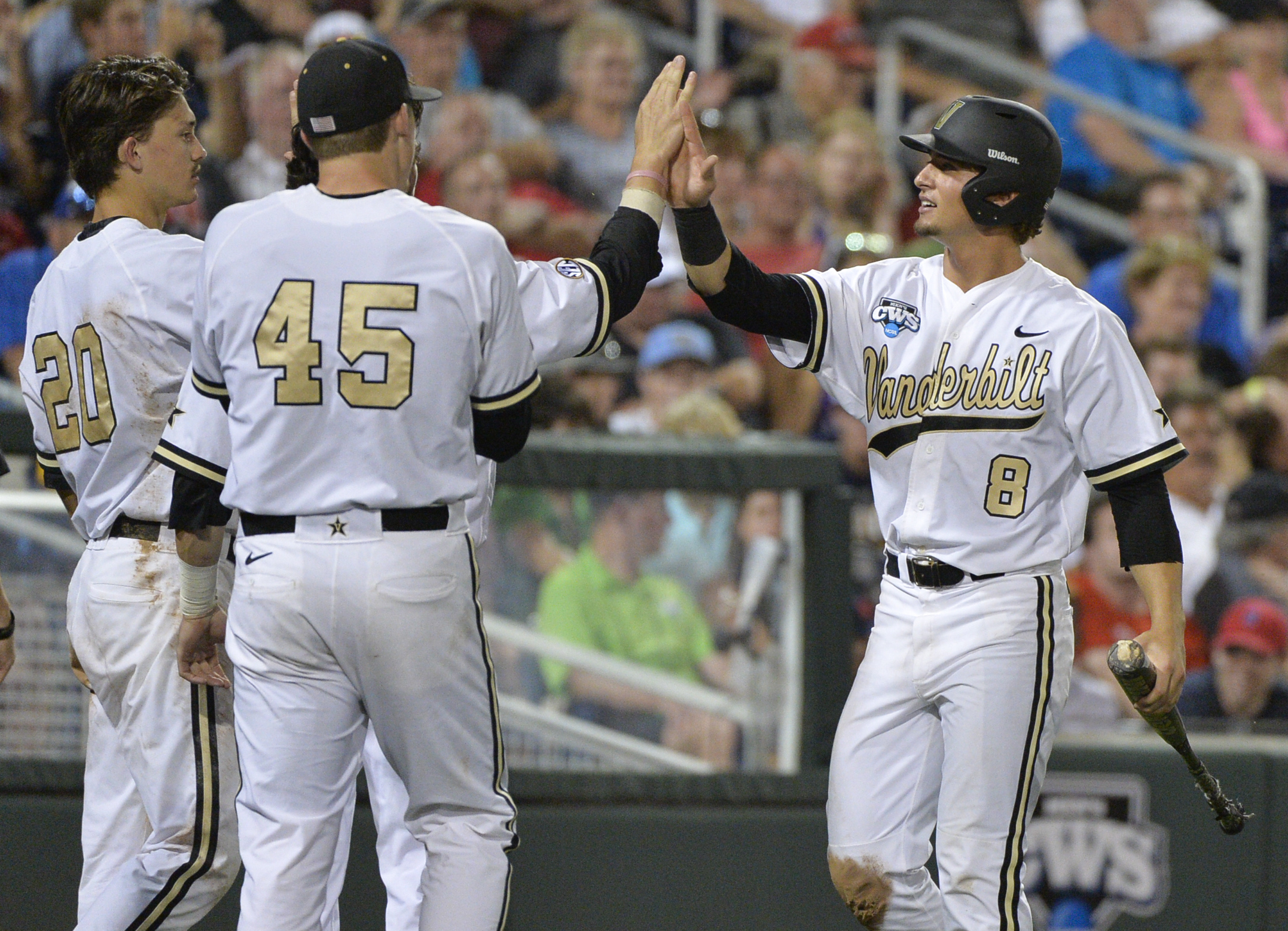 Buehler relief lifts Vandy over Irvine 6-4 at CWS