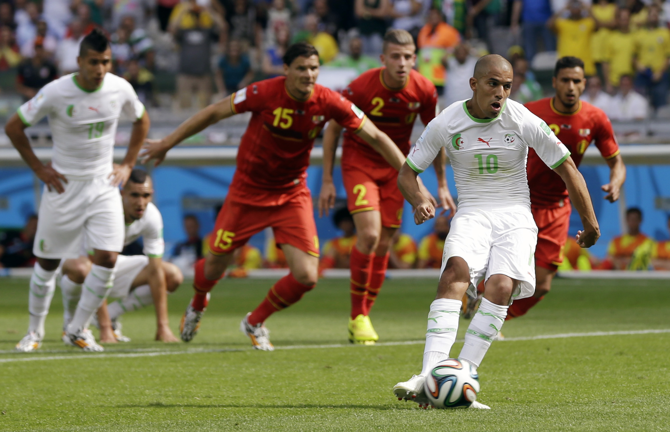 Tense Belgium fights back for 2-1 win over Algeria